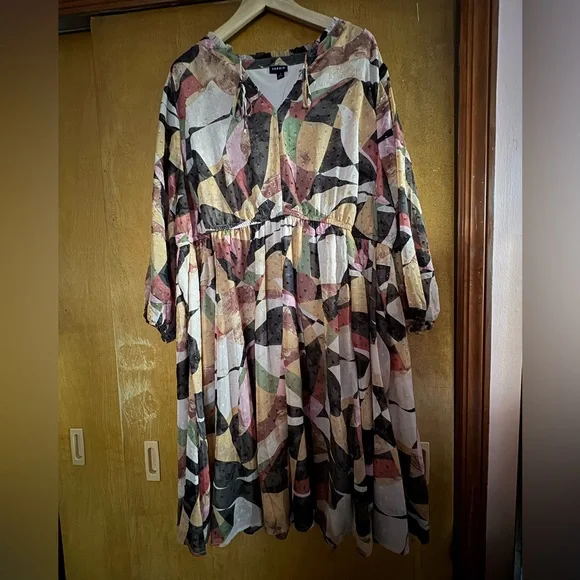 Torrid Multicolor Ruffle Trim Blouse - Picture 4 of 8